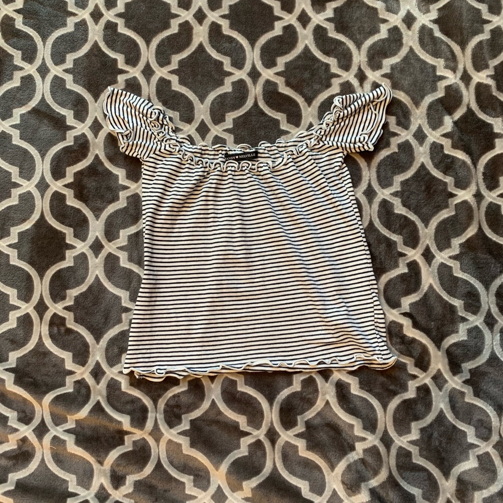 Brandy Melville Off The Shoulder Top - Picture 3 of 5